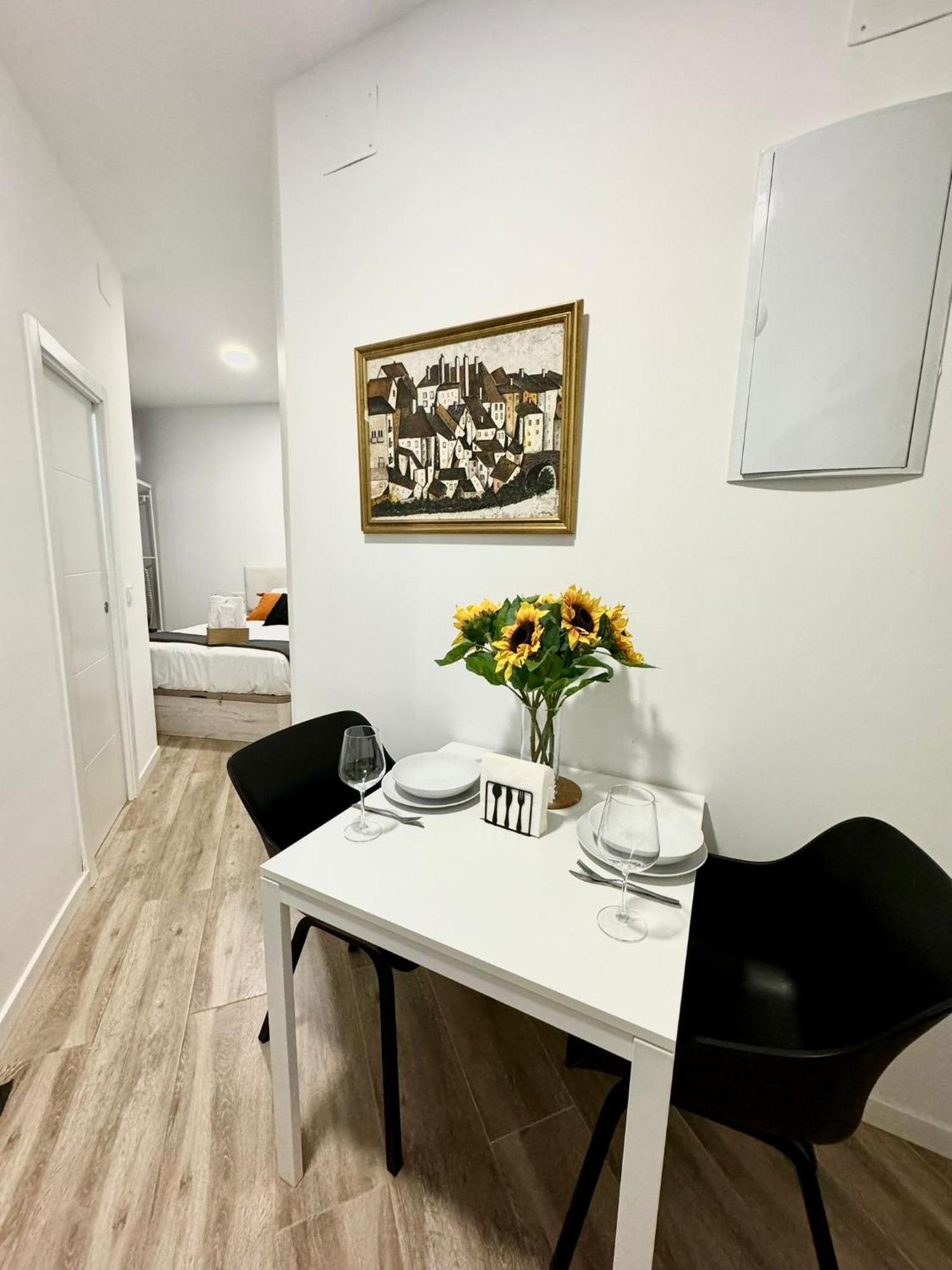 Apartamentos Madrid Connection - Universidad By Oshun Apartments Exterior photo