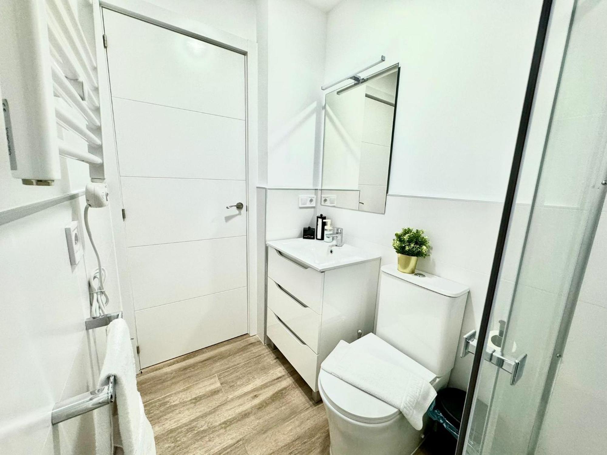 Apartamentos Madrid Connection - Universidad By Oshun Apartments Exterior photo