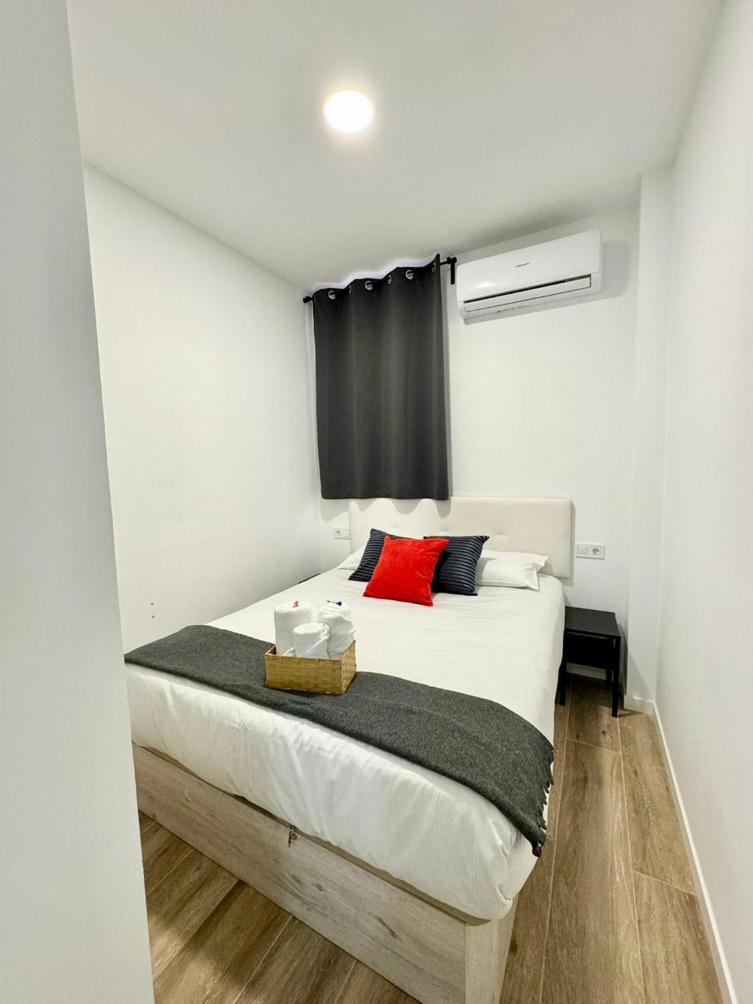 Apartamentos Madrid Connection - Universidad By Oshun Apartments Exterior photo