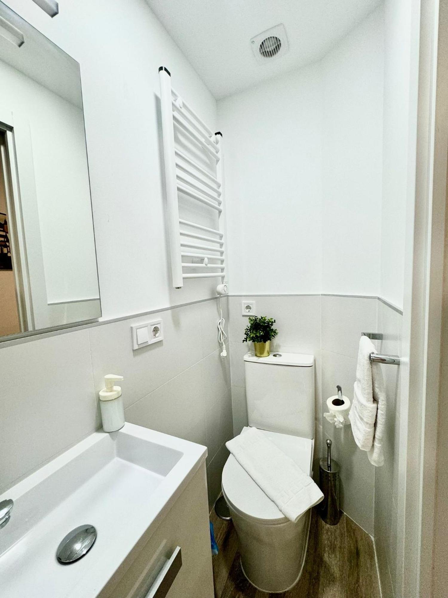 Apartamentos Madrid Connection - Universidad By Oshun Apartments Exterior photo